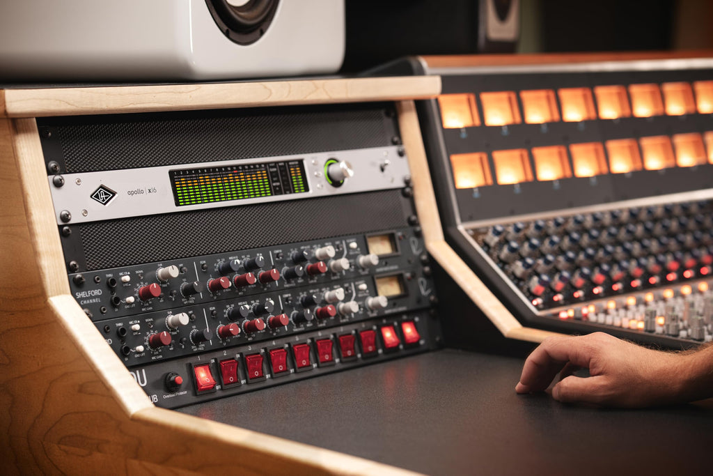 Thunderbolt 3 Professional Audio Interface
